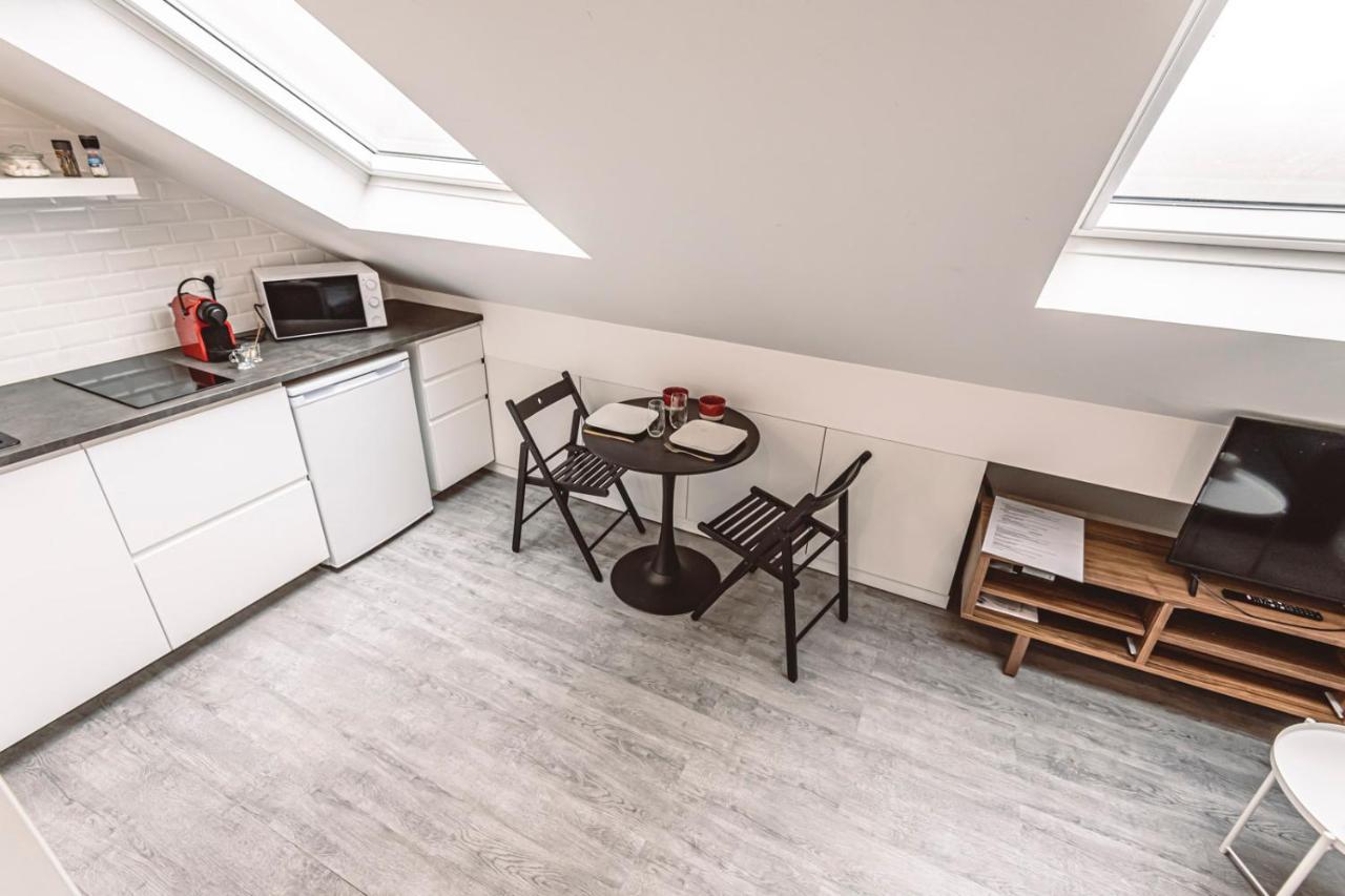 Apartamento Le Coquet, face à la Cathédrale - 3G Reims Exterior foto